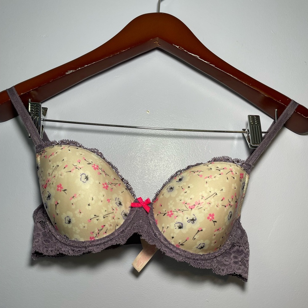 Victoria’s Secret Floral Bra